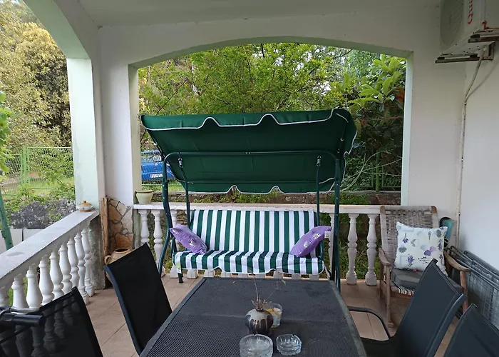 Апартаменти Olivera *