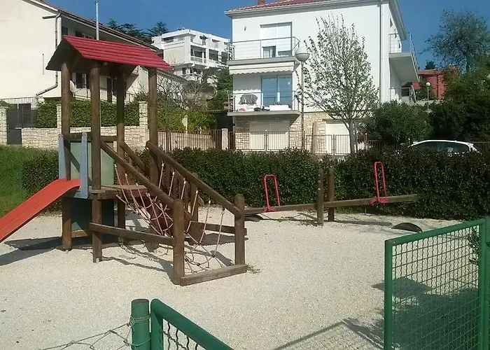 Апартаменти Olivera Пула